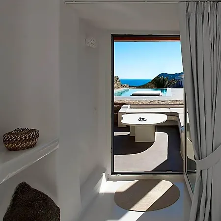 Costa By Whitelist Mykonos 4*
